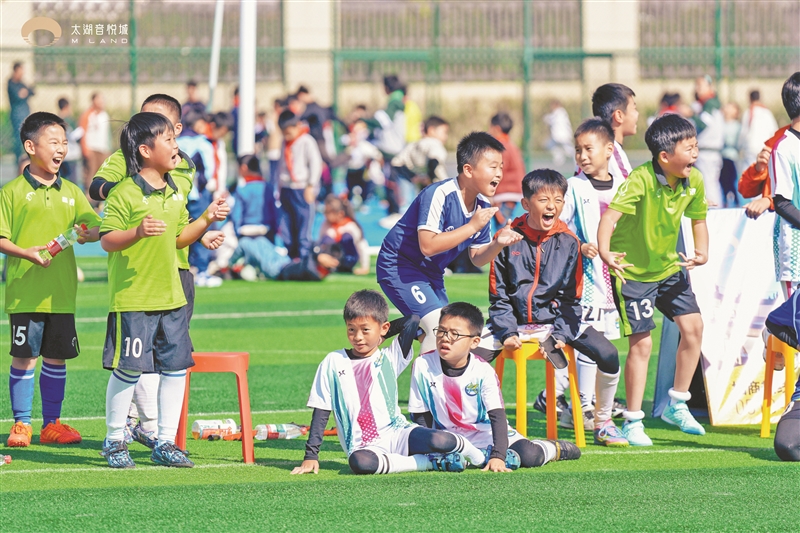 “蘇超”球員成為榜樣,更多學生愛上足球